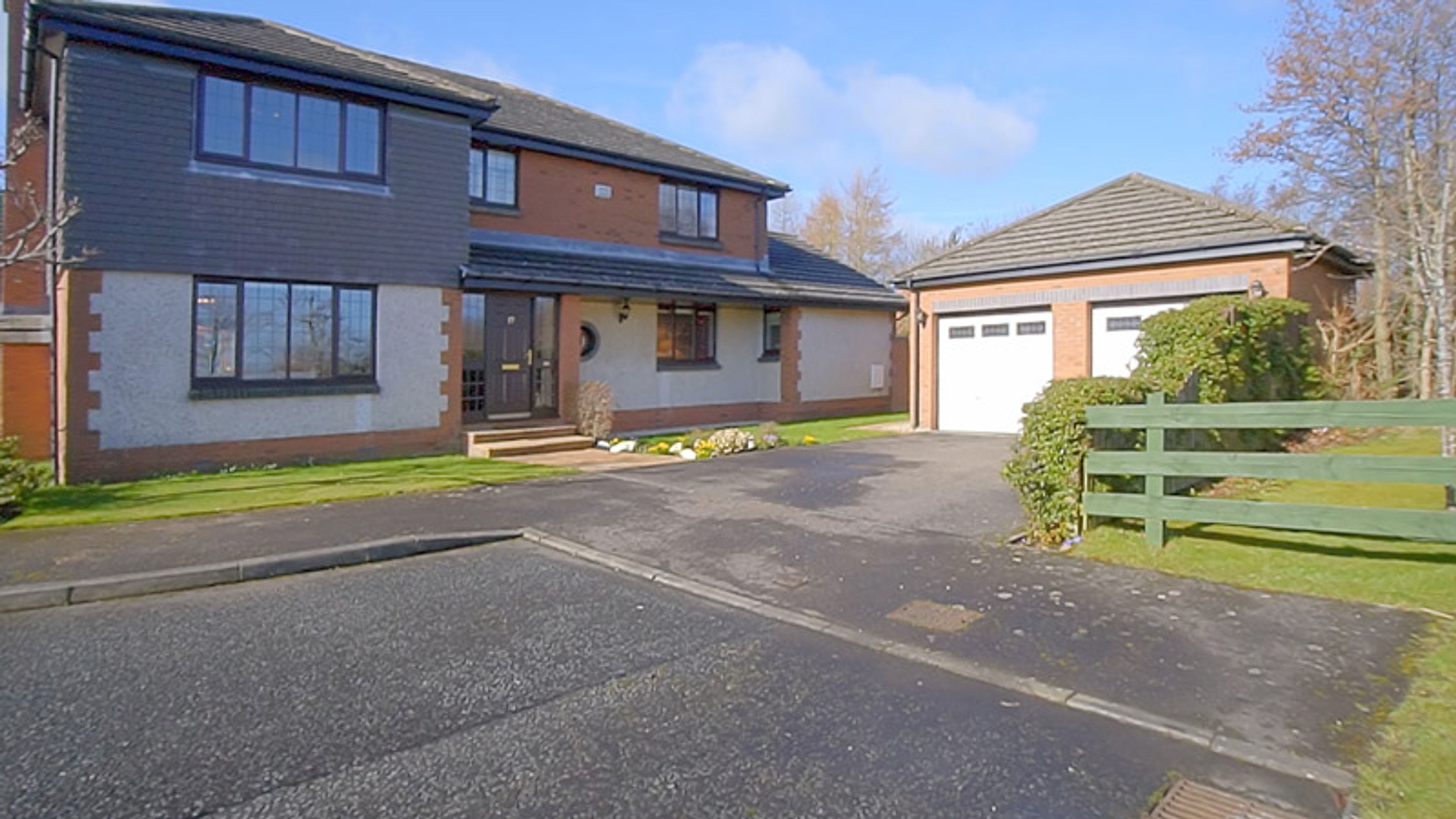 SCENEIN 60 - 17 Netherbank View, Edinburgh, EH16 6YY